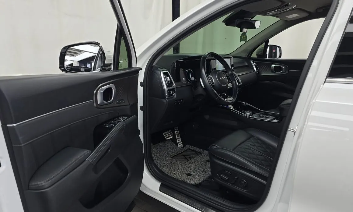 Kia Sorento — фото 5
