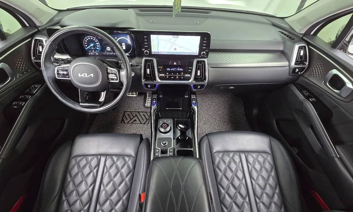 Kia Sorento — фото 7
