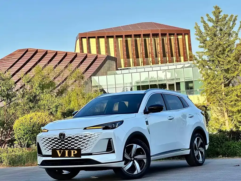 Changan CS55PLUS — фото 1
