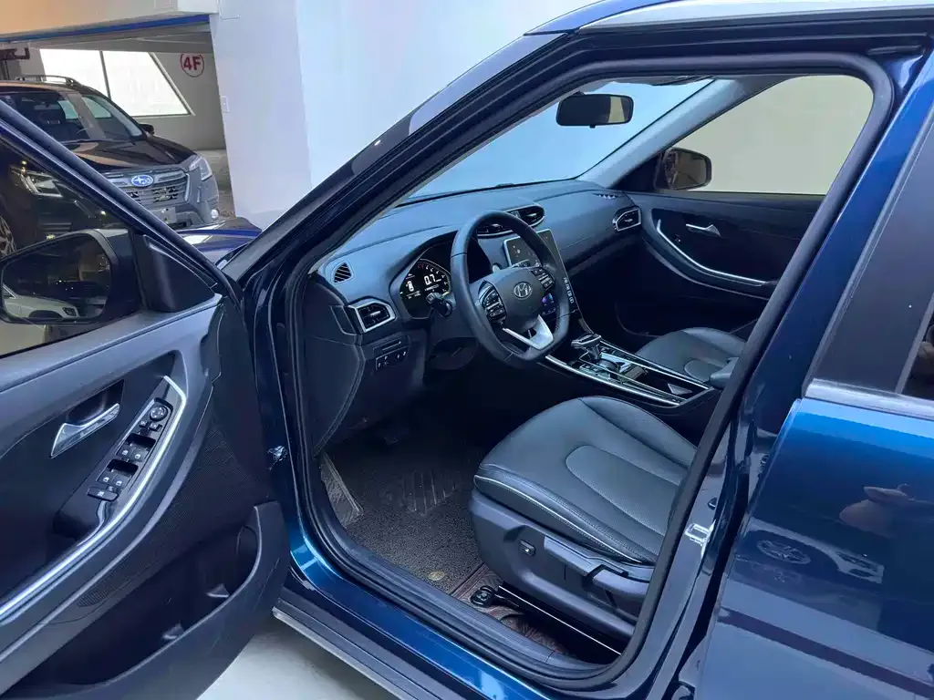 Hyundai ix25 — фото 10