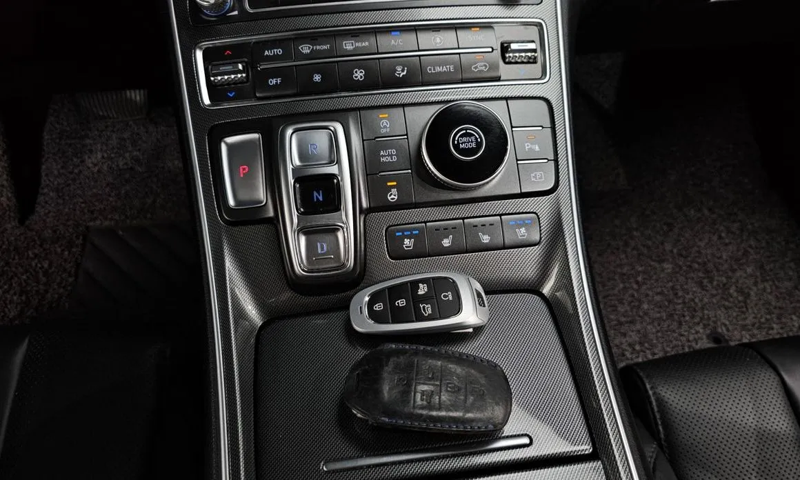 Hyundai Santafe — фото 7