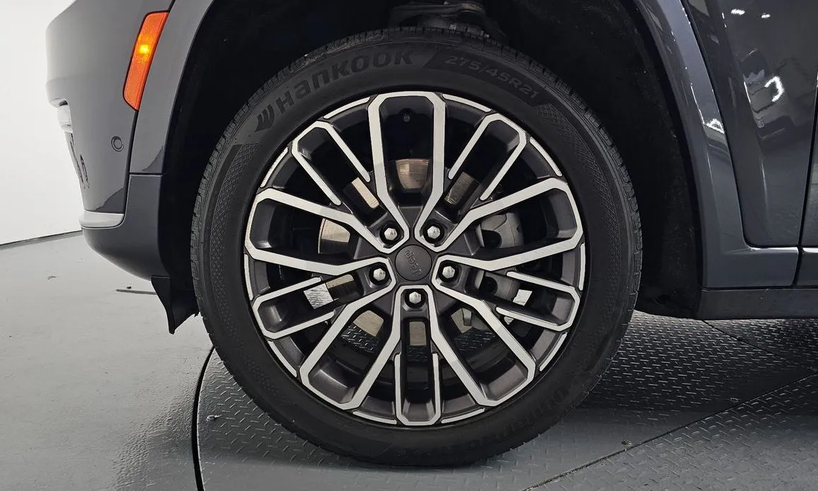 Jeep Cherokee — фото 9