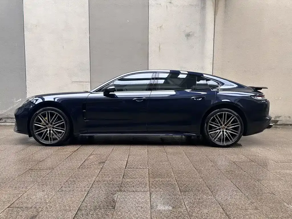 Porsche Panamera — фото 6