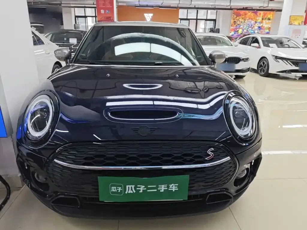 MINI Clubman — фото 6