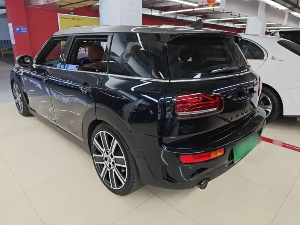 MINI Clubman — фото 4