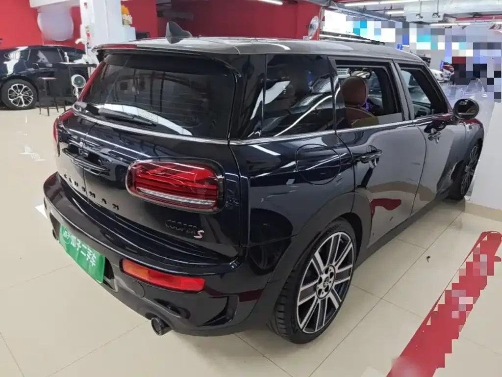 MINI Clubman — фото 7