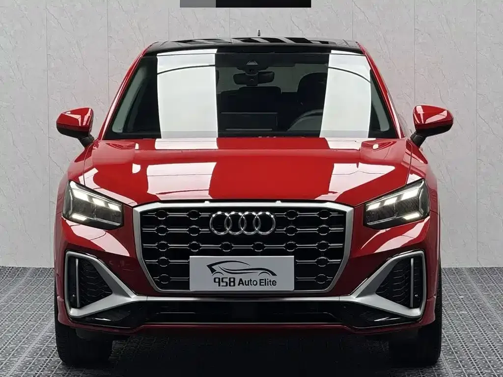 Audi Q2L — фото 6