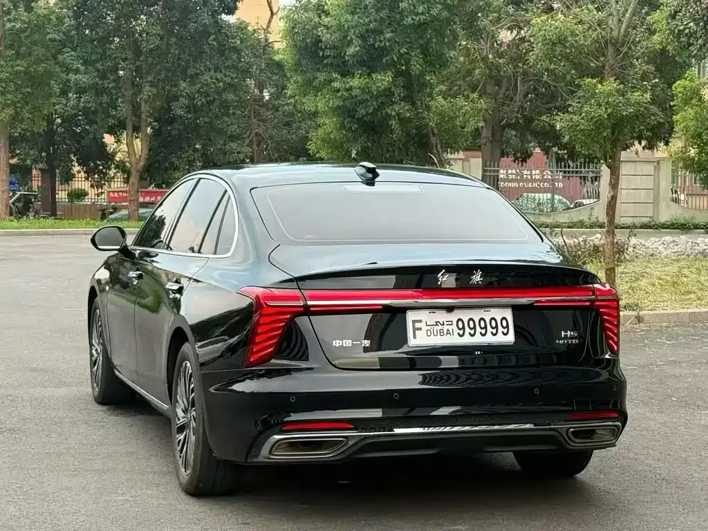 Hongqi H5 — фото 4