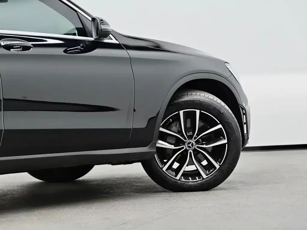 Mercedes-Benz GLC — фото 3