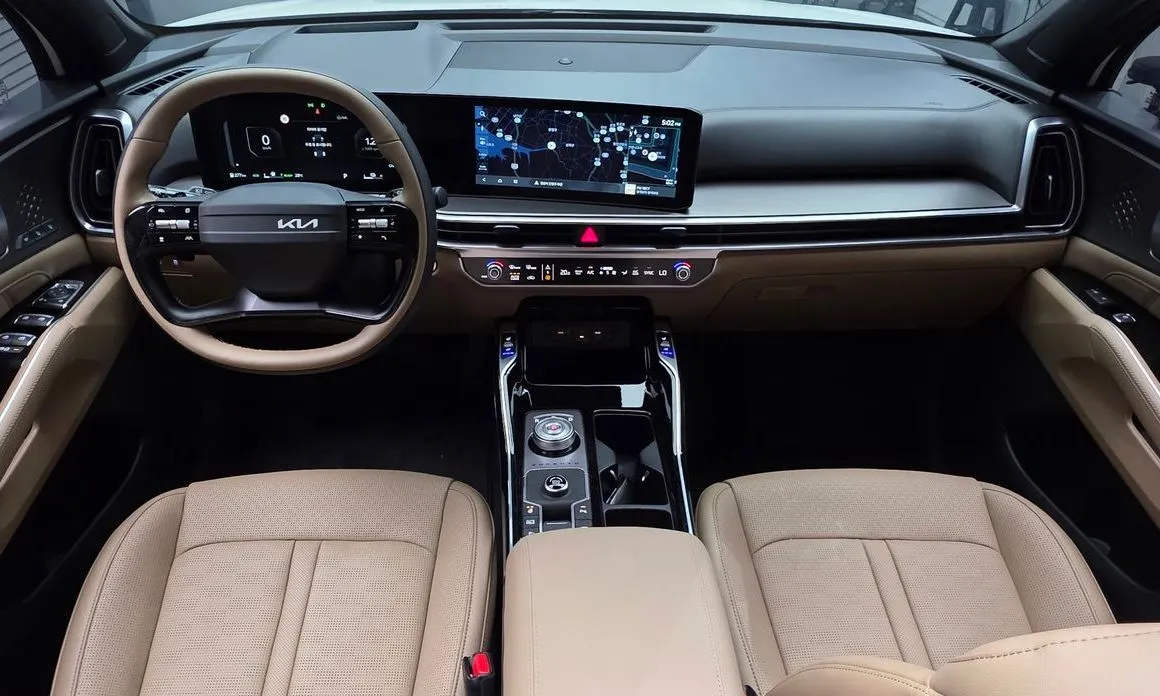 Kia Sorento — фото 10
