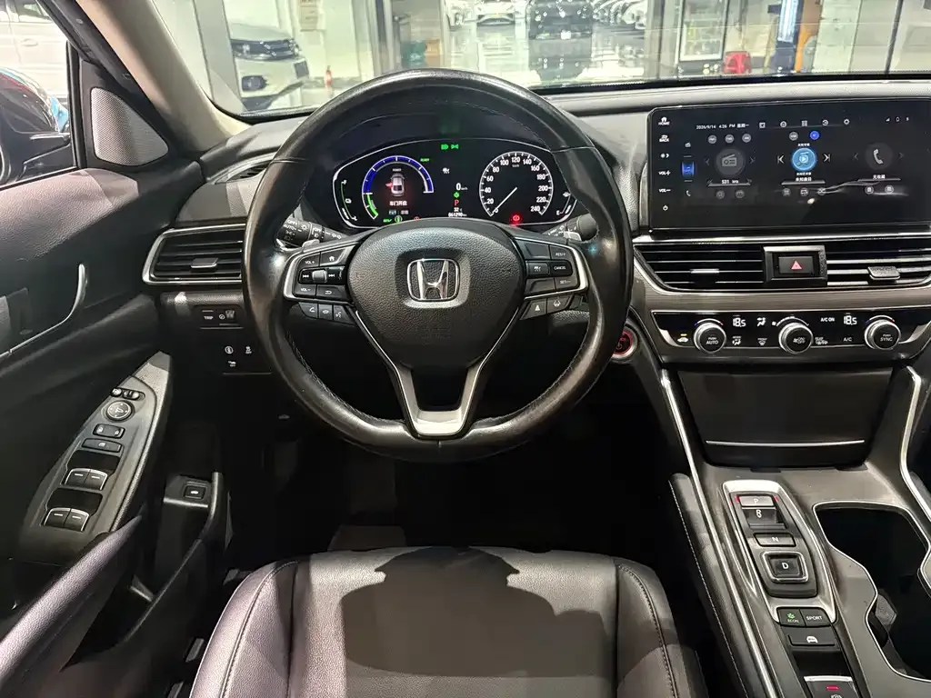 Honda Accord — фото 4