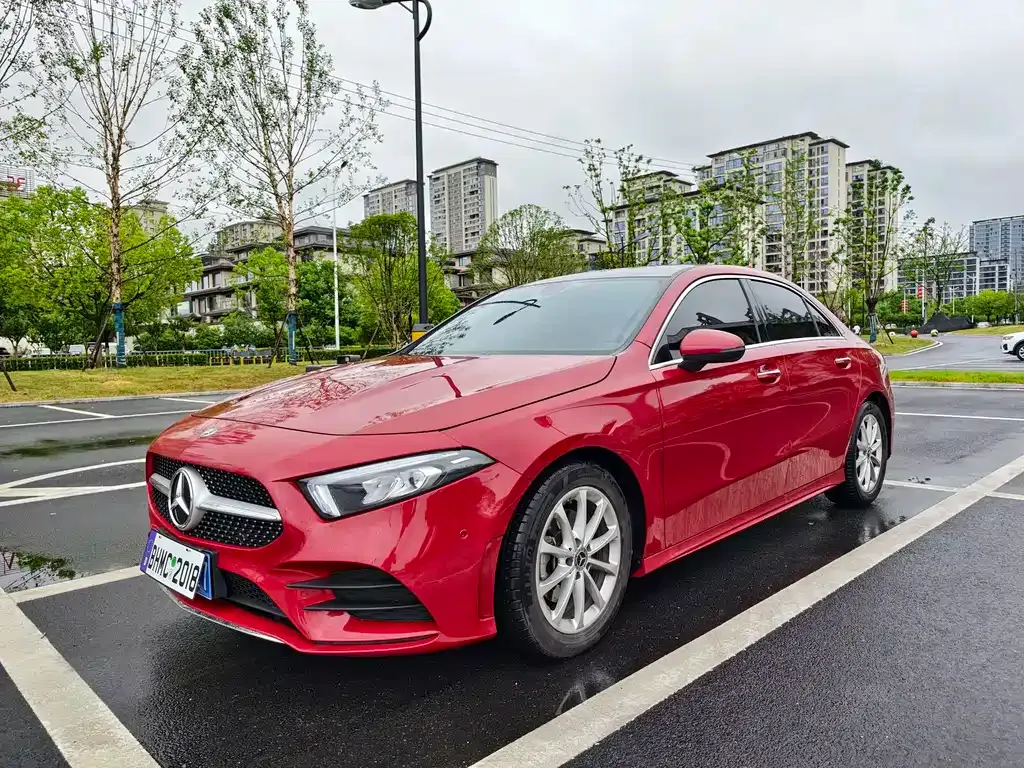 Mercedes-Benz A-Class — фото 1