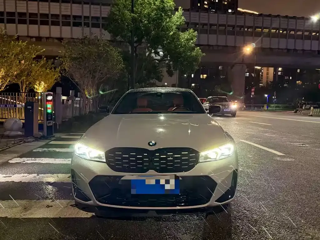 BMW 3 Series — фото 1