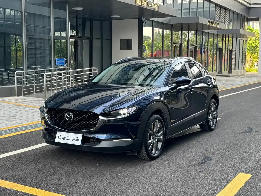 Mazda CX-30 — фото 1