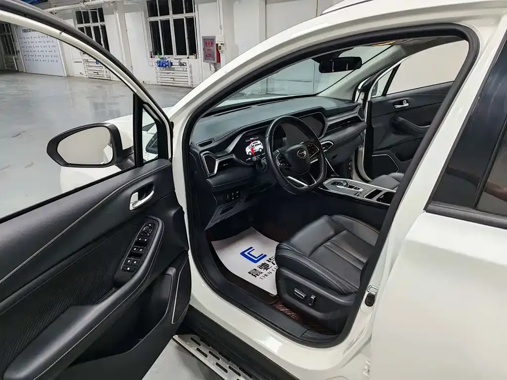 GAC Motor Trumpchi GS4 — фото 9