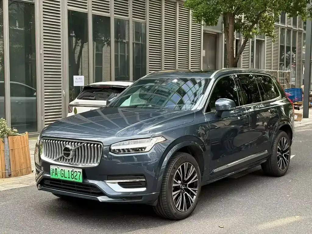 Volvo XC90 PHEV — фото 1