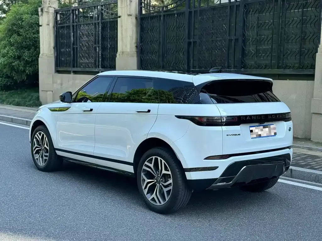 Land Rover Evoque — фото 10
