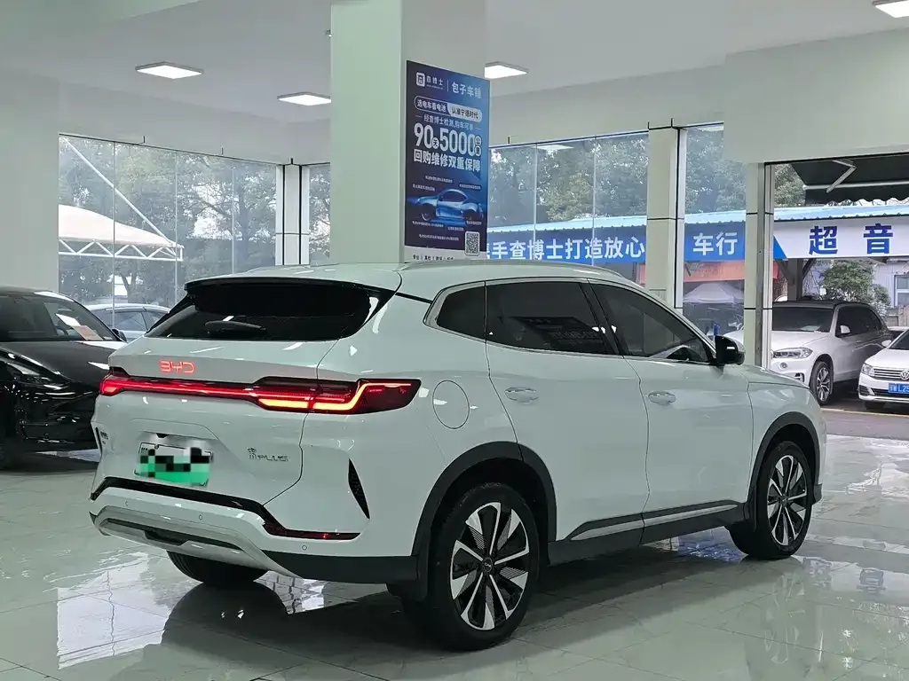 BYD PLUS New Energy — фото 6