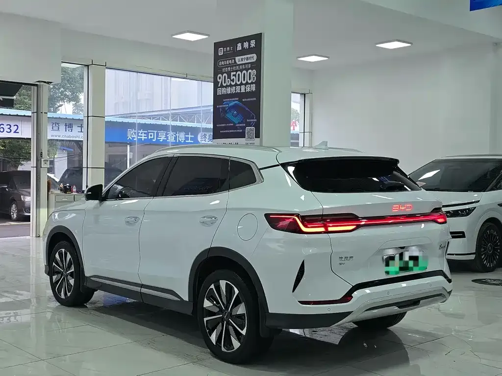 BYD PLUS New Energy — фото 3