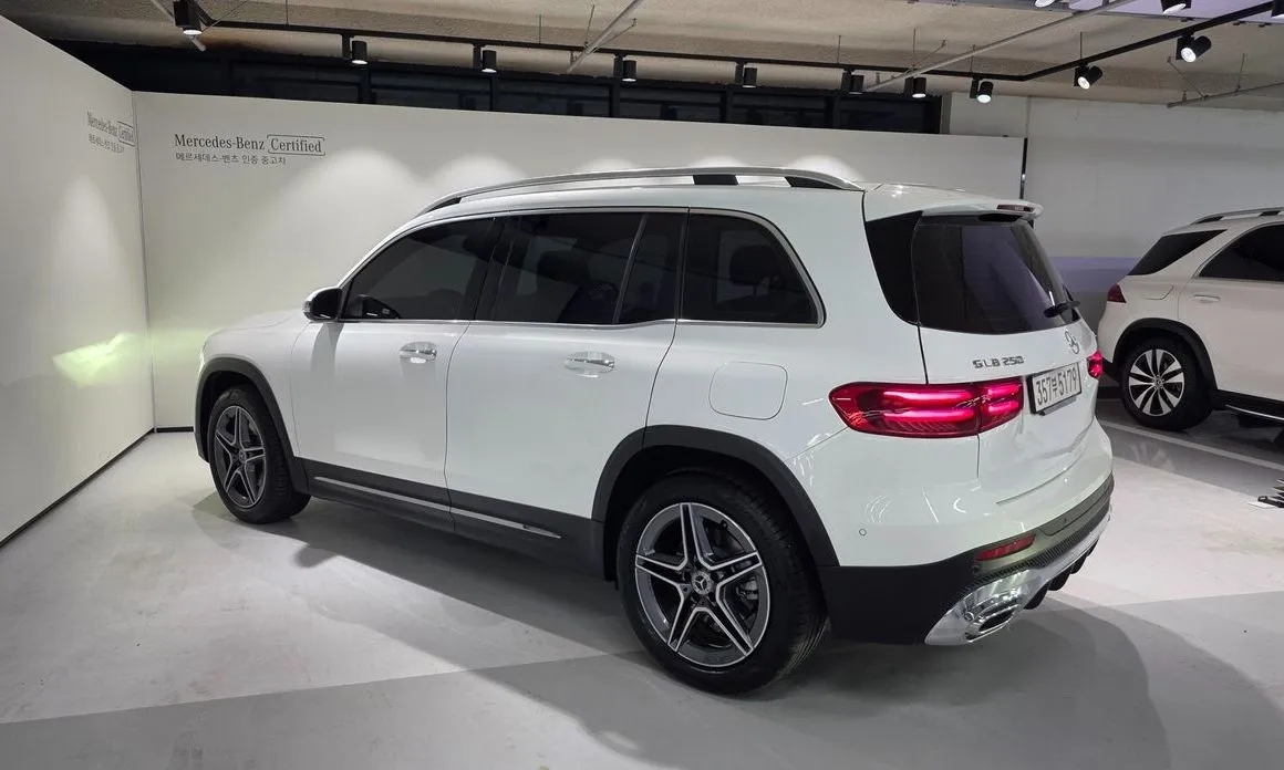 Mercedes-Benz GLB-Class — фото 10