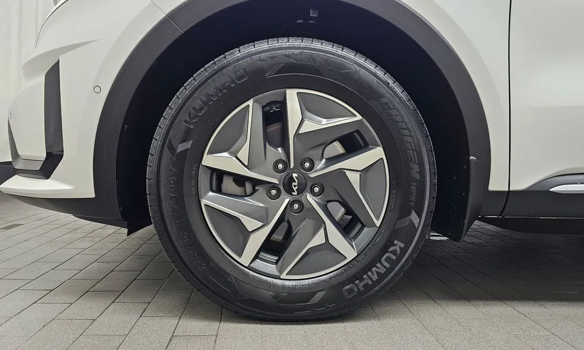 Kia Sorento — фото 7