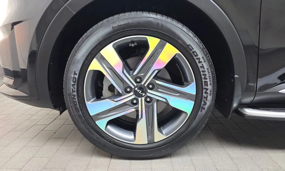 Kia Sorento — фото 8