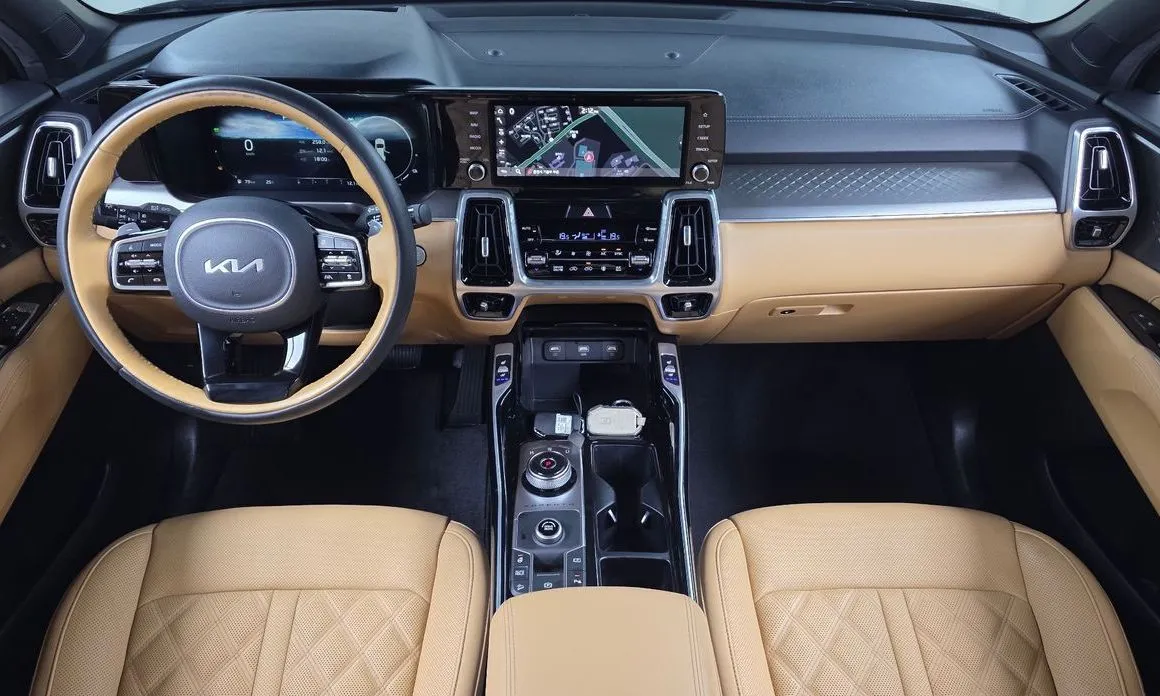Kia Sorento — фото 10