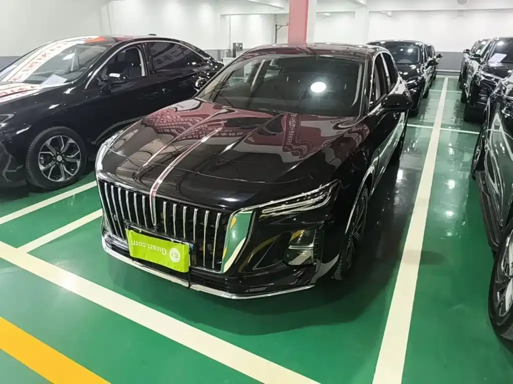 Hongqi H5 PHEV — фото 1