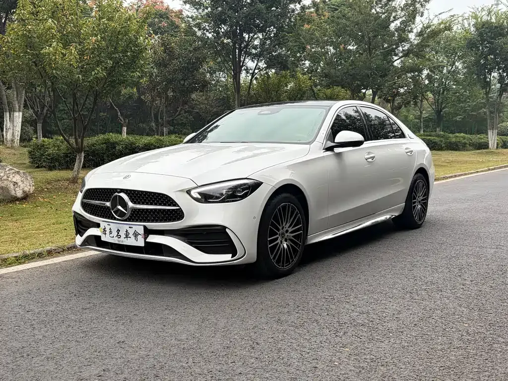 Mercedes-Benz C-Class — фото 1
