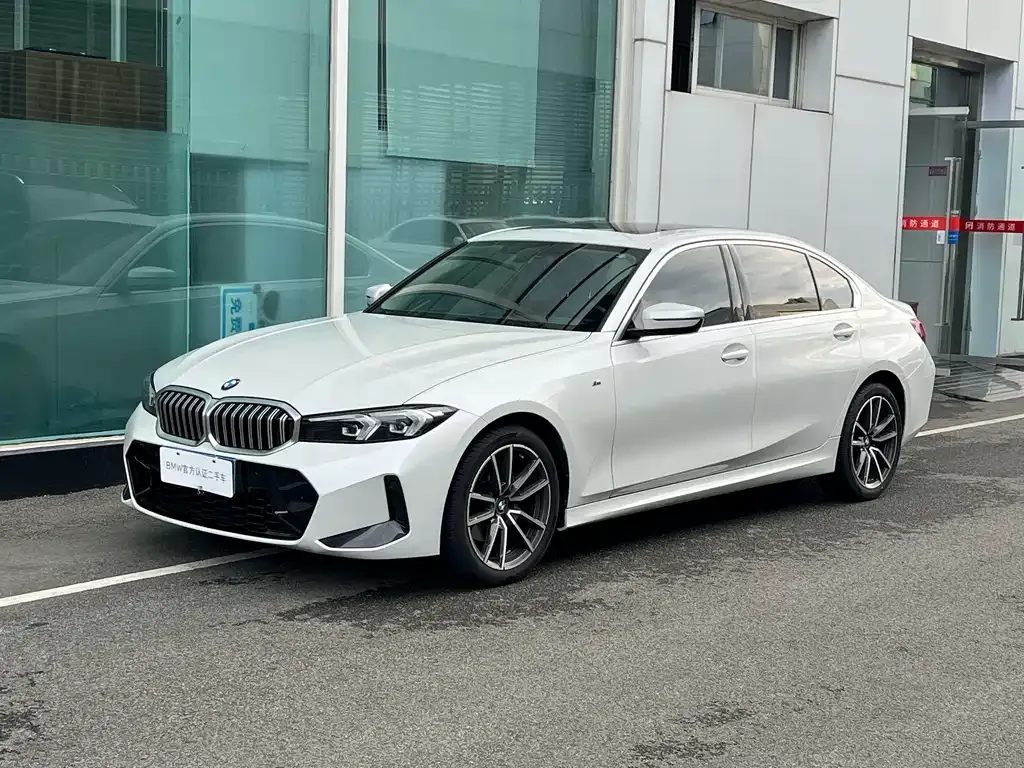 BMW 3 Series — фото 1