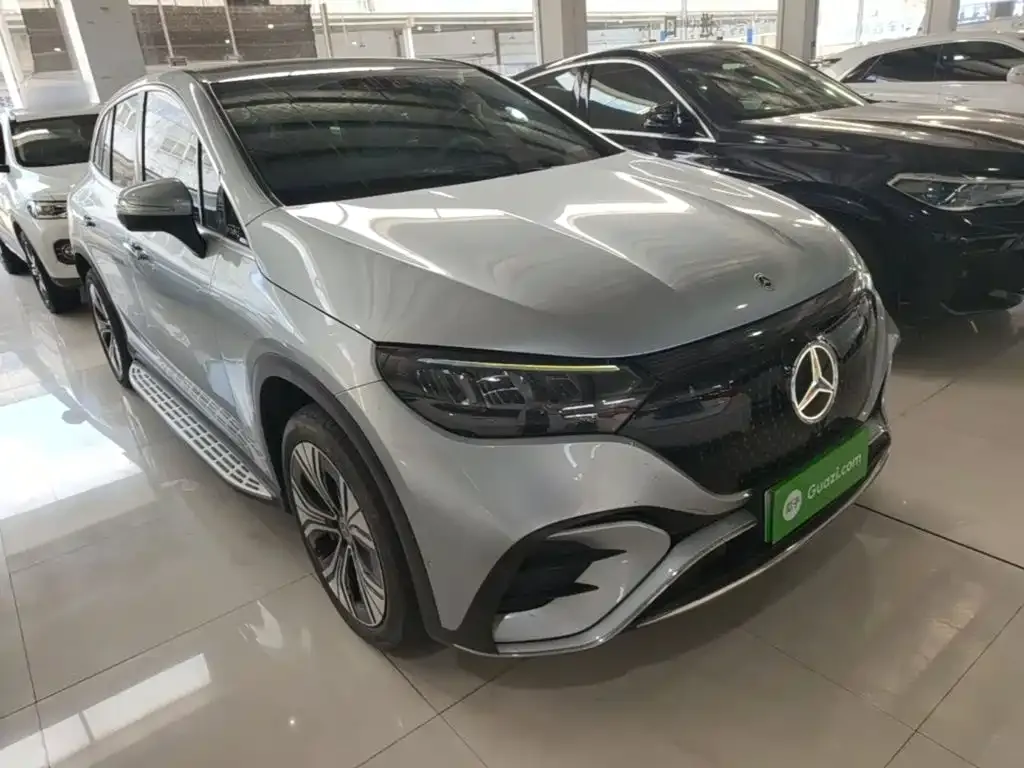Mercedes-Benz EQE SUV — фото 8