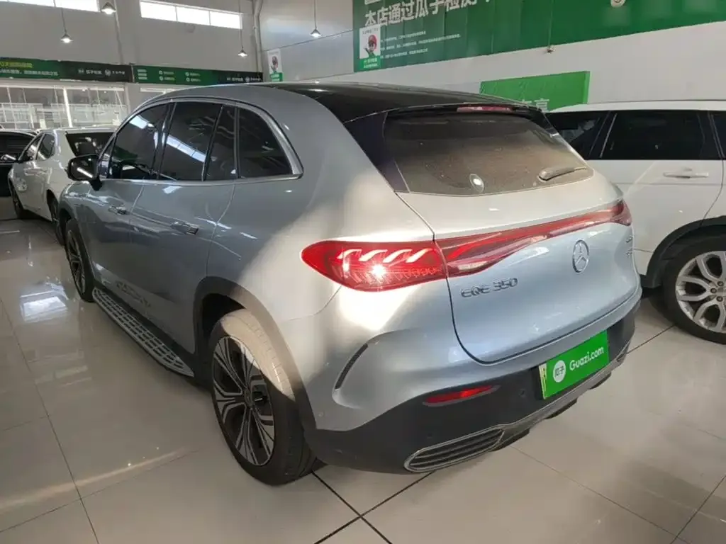 Mercedes-Benz EQE SUV — фото 4