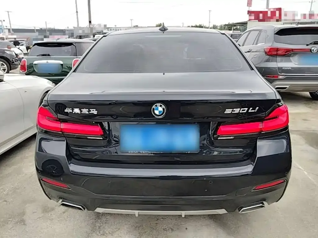 BMW 5 Series — фото 5