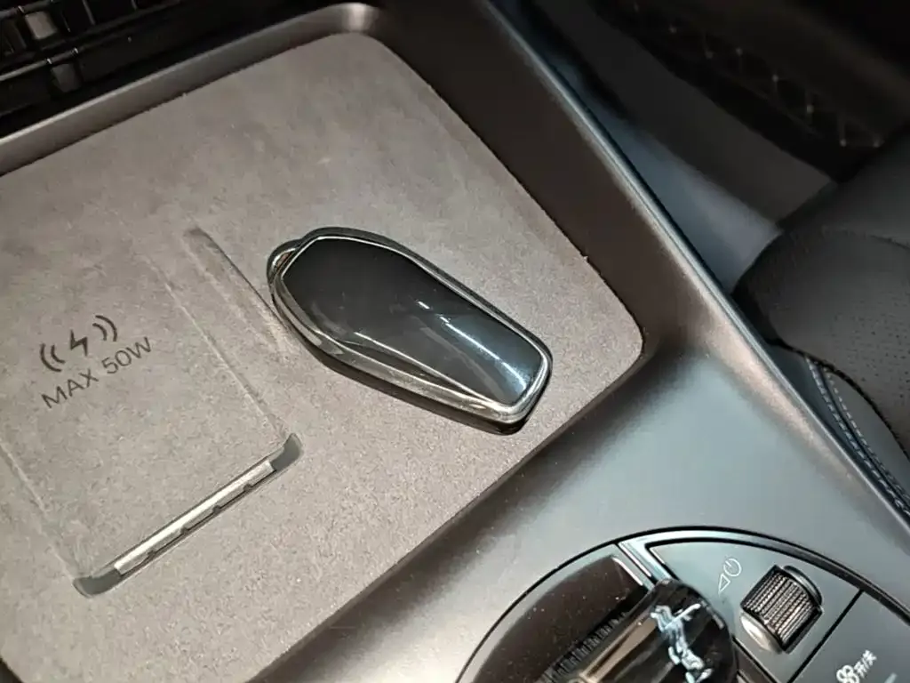 BYD Seal — фото 7