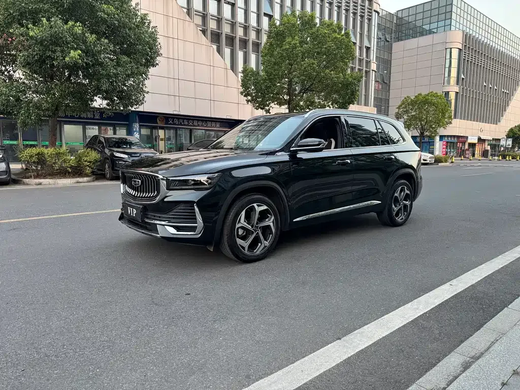 Geely Xingyue L — фото 1