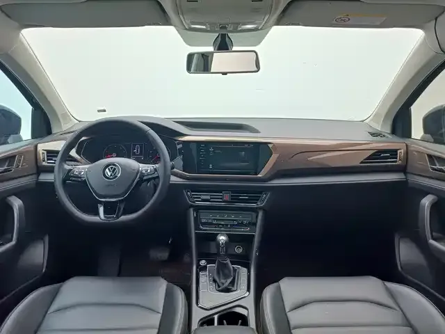 Volkswagen Tharu — фото 7