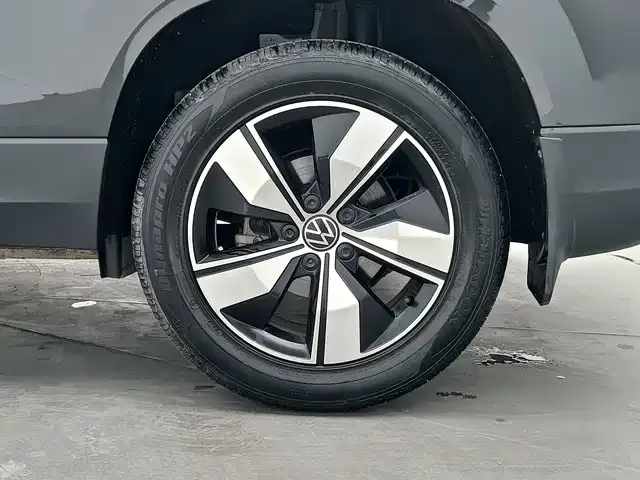 Volkswagen Tharu — фото 10