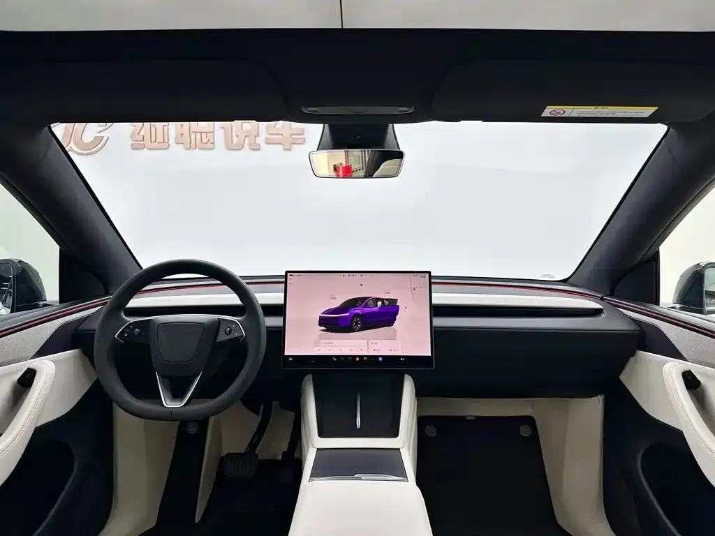 Tesla Model Y L — фото 9