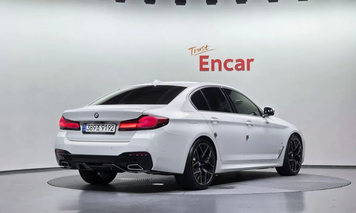 BMW 5-Series — фото 4