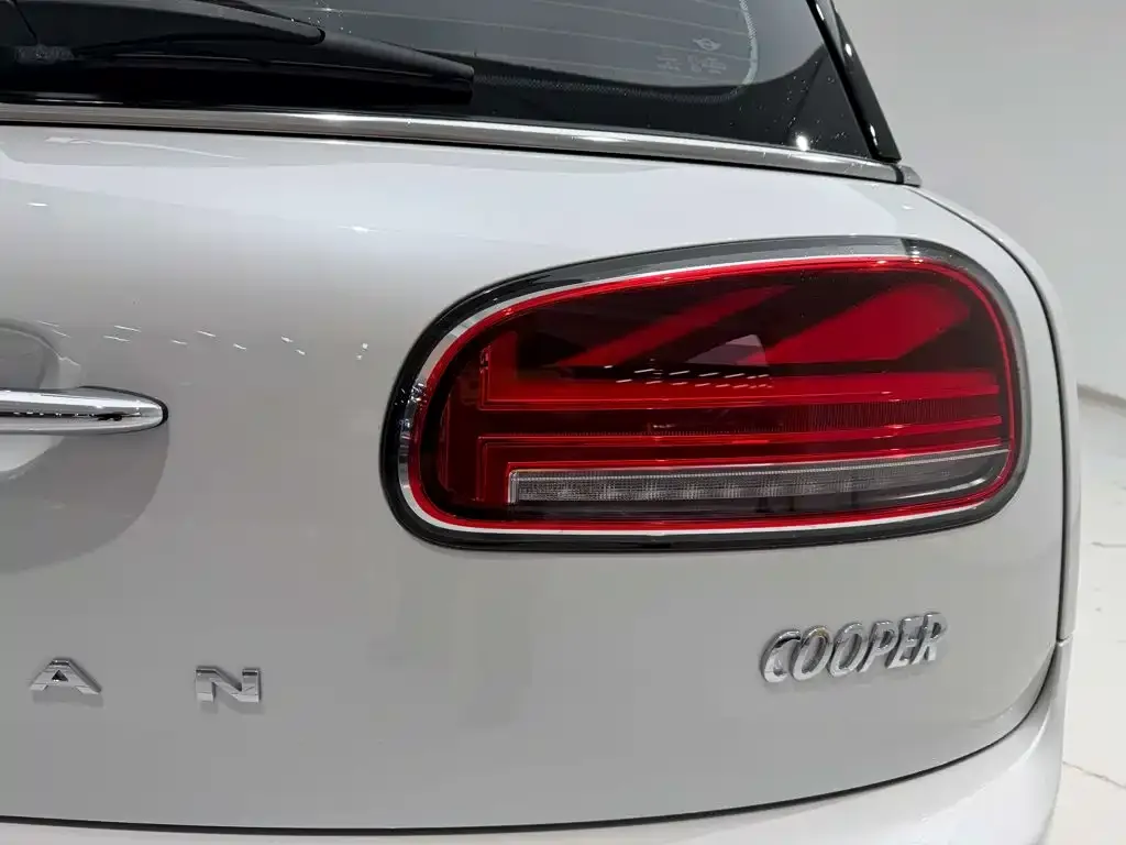 MINI Clubman — фото 4