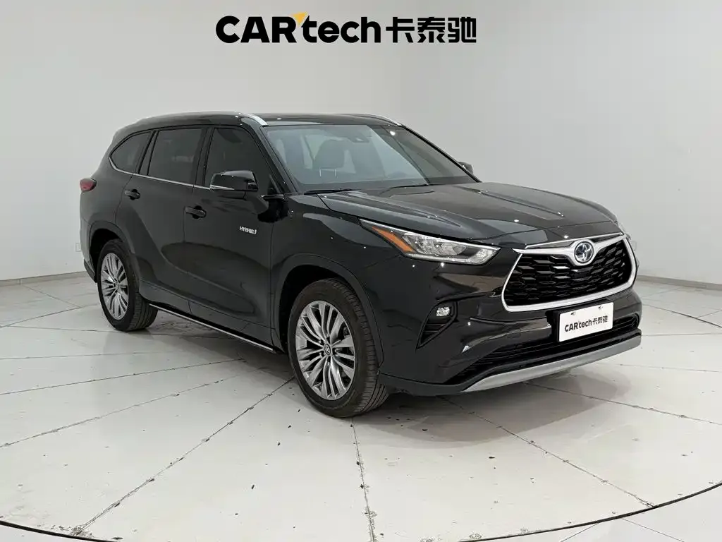 Toyota Highlander — фото 5