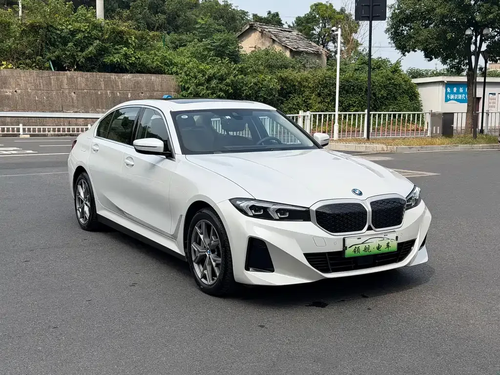BMW i3 — фото 10