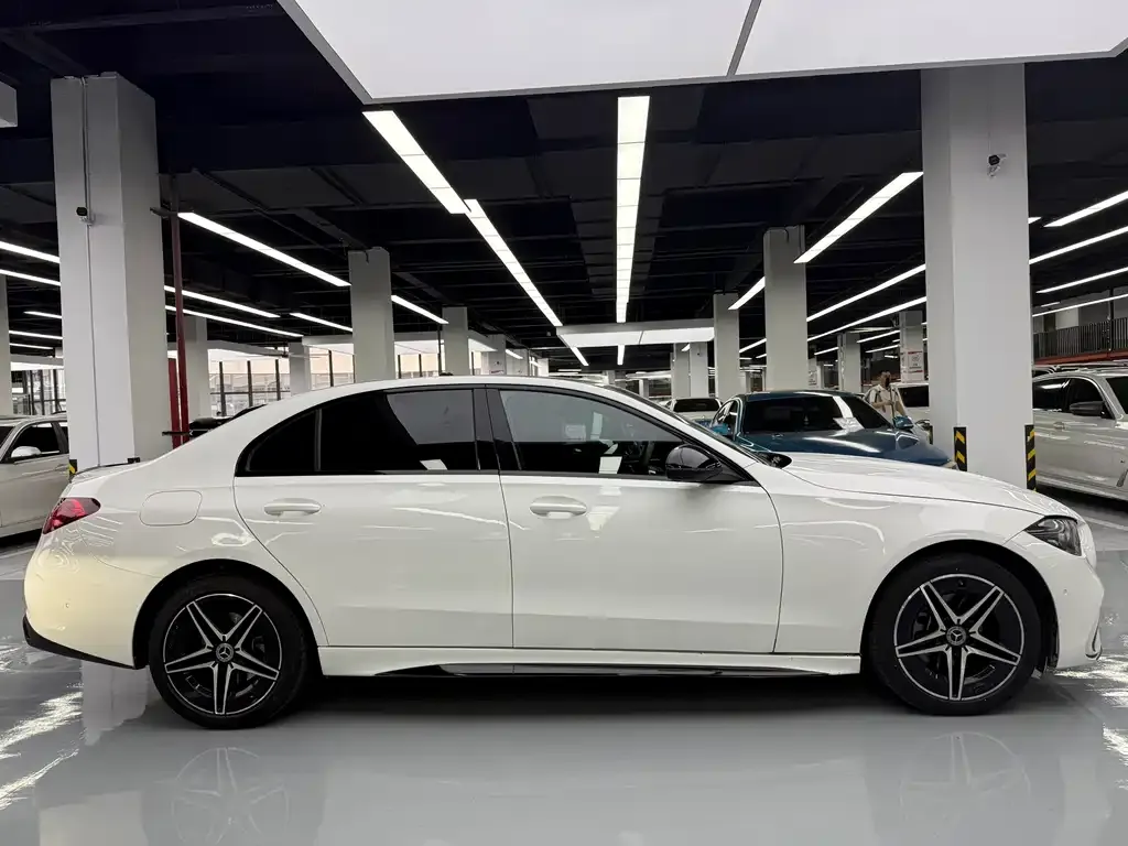 Mercedes-Benz C-Class — фото 10