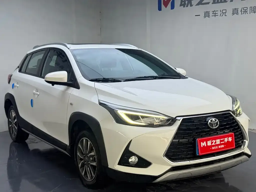Toyota Yaris L — фото 6