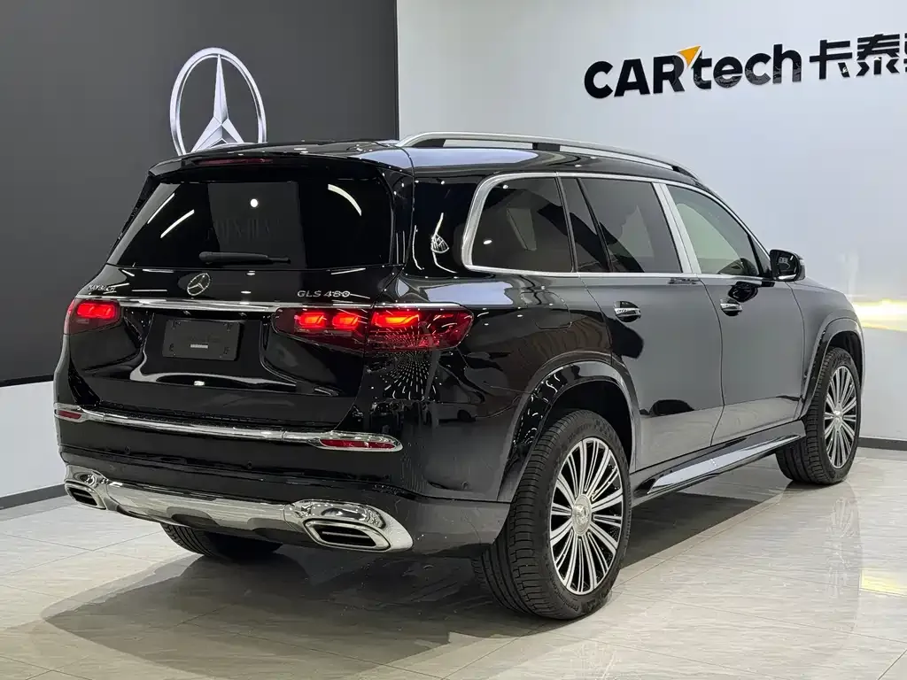 Mercedes-Benz GLS — фото 7