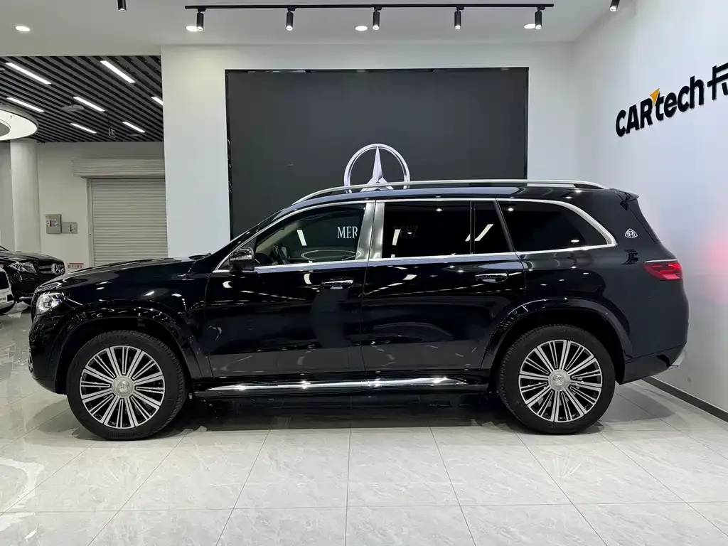 Mercedes-Benz GLS — фото 9