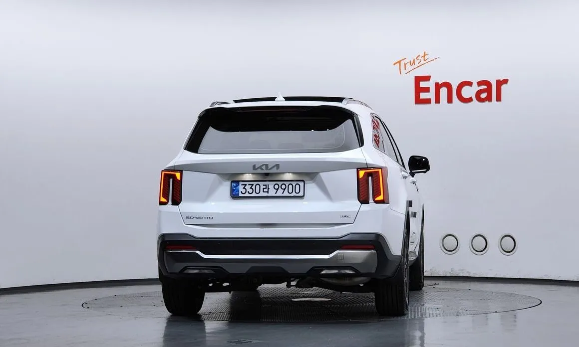Kia Sorento — фото 6