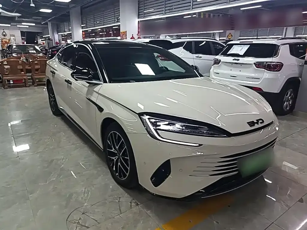BYD Seal 07 DM-i — фото 8