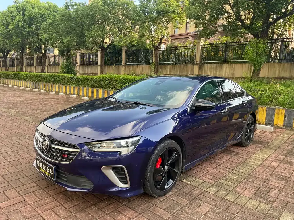 Buick Regal — фото 1