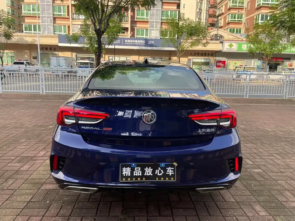 Buick Regal — фото 10